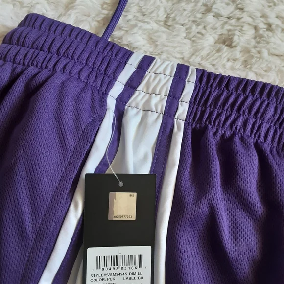 NBA MEN'S  LOS ANGELES LAKERS BASKETBALL SHORTS NWT - Picture 7 of 7